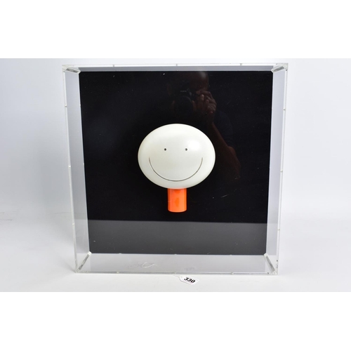330 - DOUG HYDE (BRITISH 1972) 'THE SMILE (OBJET D'ART)', a limited edition coldcast porcelain sculpture o... 