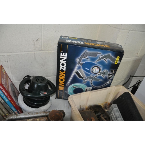 1113 - A COLLECTION OF AUTOMOTIVE TOOLS AND LITERATURE including a Trolley Jack, Hub Puller, Paintwork poli... 