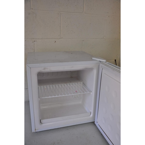 1120 - A PROLINE TABLE TOP FREEZER, width 47cm x height 50cm (PAT pass and working)