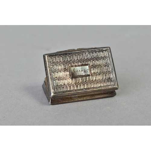 113 - A GEORGE VI SILVER VINAIGRETTE, of rectangular form, engraved 'Harry' to the engine turned cover, th... 