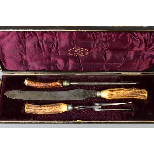 122 - A BOX OF CASED AND LOOSE CUTLERY ETC, including a horn handled carving set, boxed Viners studio tea ... 