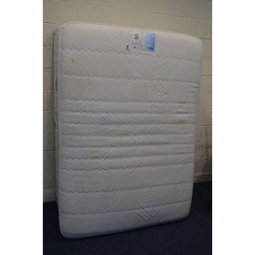 1228 - A HIGHGROVE BED DIVAN BED AND POCKET SPRUNG MATTRESS