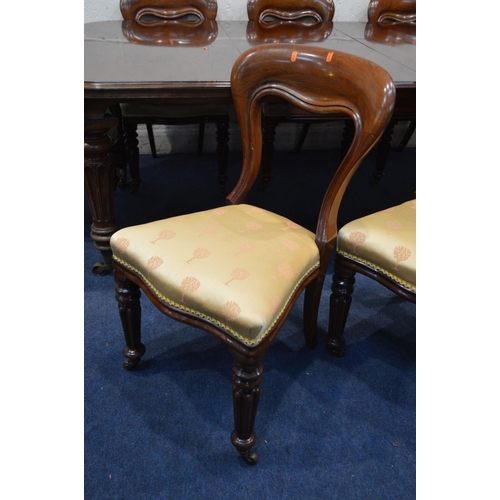 1245 - A VICTORIAN MAHOGANY WIND OUT DINING TABLE, moulded top with rounded corners, two additional leaves,... 