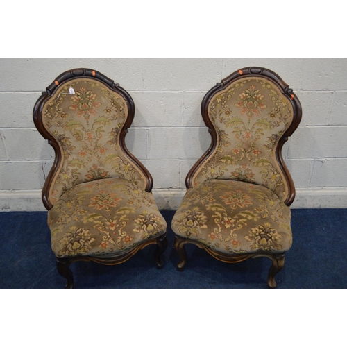 1319 - A PAIR OF VICTORIAN ROSEWOOD FOLIATE SCROLLED SPOONBACK CHAIRS, on cabriole front legs, width of sea... 