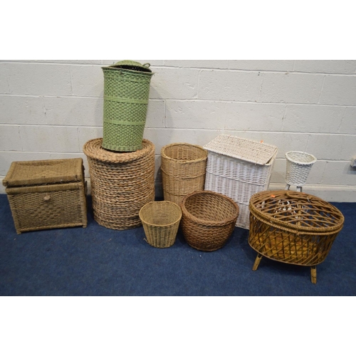 1343 - A QUANTITY OF OCCASIONAL WICKER FURNITURE, to include two linen baskets, various other baskets, etc ... 