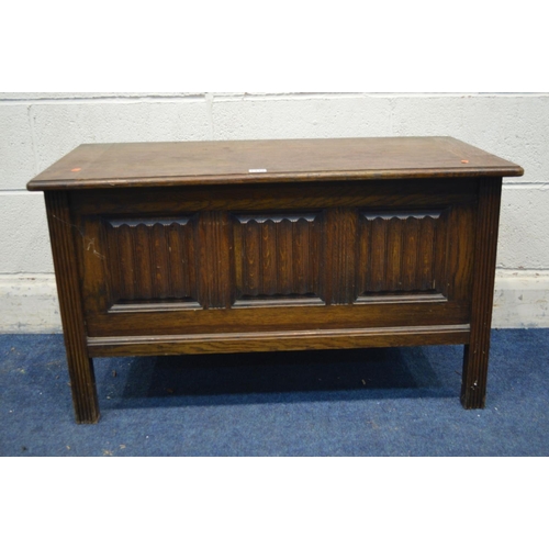 1349 - A MID 20TH CENTURY FYNE LADY OAK BLANKET CHEST, width 92cm x depth 46cm x height 51cm