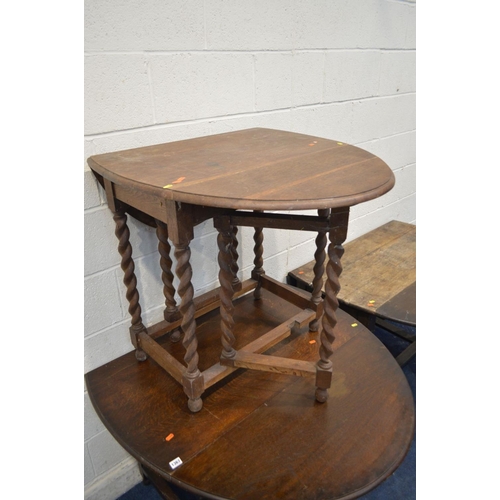 1367 - THREE VARIOUS OAK BARLEY TWIST GATE LEG TABLES of different sizes (sd)