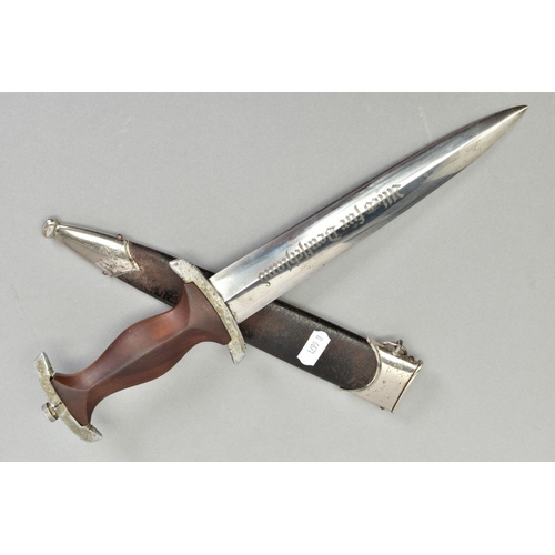 256 - A GERMAN 3RD REICH S.A.DAGGER AND SCABBARD, the blade is marked RZM M7/36 on one side with the 'Ulle... 