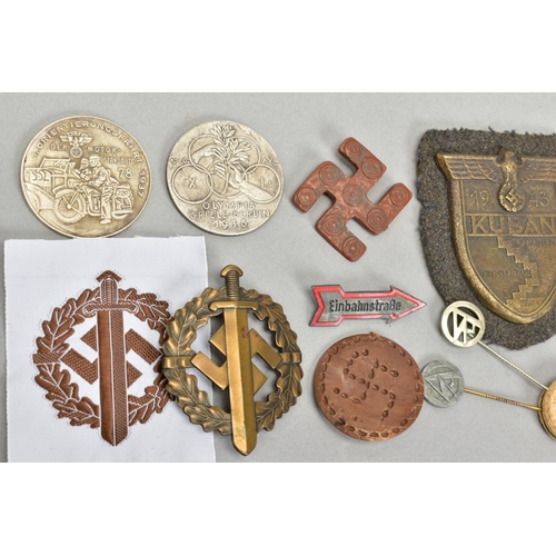 271 - A SMALL COLLECTION OF GERMAN 3RD REICH BADGES ETC, together with two medallions, as follows, (a) thr... 