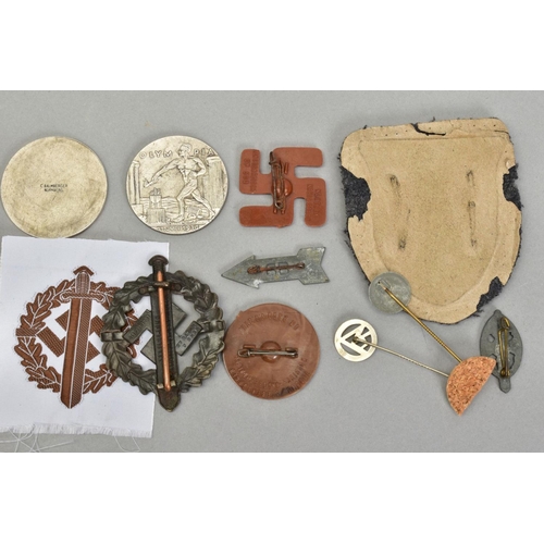 271 - A SMALL COLLECTION OF GERMAN 3RD REICH BADGES ETC, together with two medallions, as follows, (a) thr... 