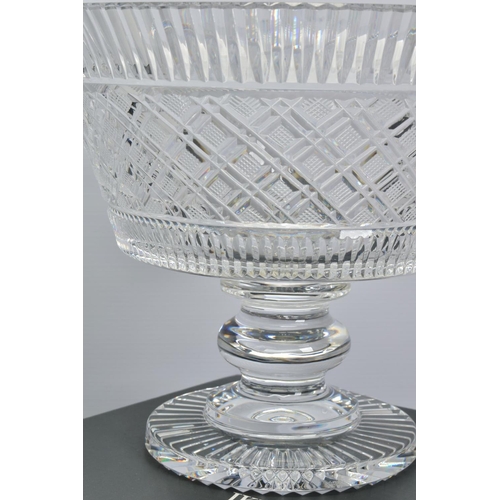 441 - A BOXED WATERFORD CRYSTAL 'HISTORICAL GEORGIAN' STRAWBERRY CUT BOWL, stamped to the base, height 21c... 