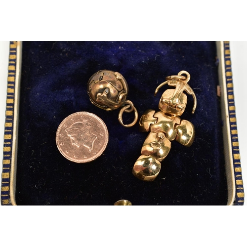 46 - A SELECTION OF ITEMS, to include a 9ct gold Masonic ball pendant, with a 9ct hallmark for London, ap... 