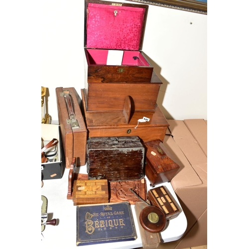 541 - A MAHOGANY SARCOPHAGUS SHAPED TEA CADDY, WITH VACANT CARTOUCHE TO THE LID, height 15cm x width 18cm,... 