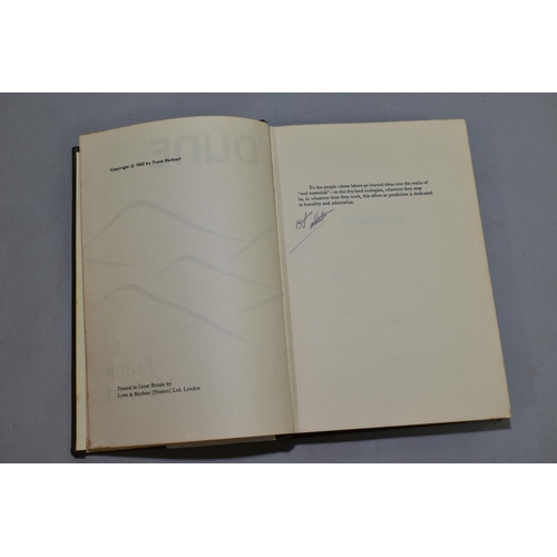 554 - HERBERT FRANK, DUNE, a first edition published by Victor Gollancz 1966 lacks front facing end paper