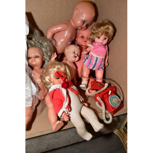 384 - A COLLECTION OF ASSORTED PLASTIC AND VINYL DOLLS, mainly 1950's to 1970's to include Palitoy, Pedigr... 