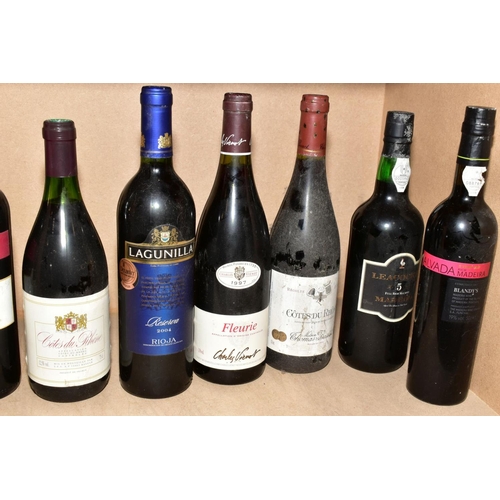 403 - TWENTY TWO BOTTLES OF WINE, MADEIRA AND SHERRY, eight white, eleven red, two Madeira and one Sherry,... 