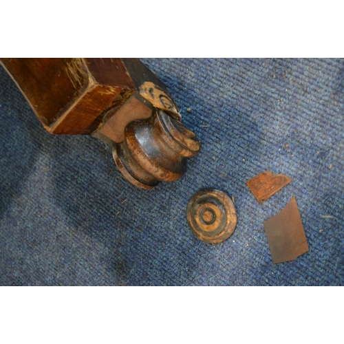 1333 - A VICTORIAN ROSEWOOD CIRCULAR TILT TOP BREAKFAST TABLE, on a cylindrical tapering support, concave t... 