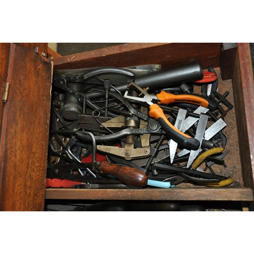 104 - THE CONTENTS OF A DRAWER FULL OF ENGINEERING AND ELECTRICAL TOOL, including files, wire cutter, clam... 