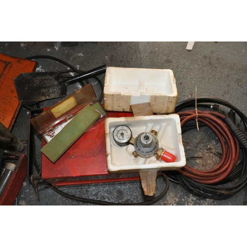 91 - A BOC DC130 TRANS ARC WELDING PLANT, with stick and TIG guns, regulator and other accessories