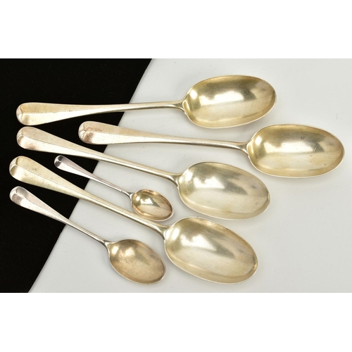 102 - A SELECTION OF SILVER RAT TAIL SPOONS, to include four tablespoons, hallmarked London 1922, a teaspo... 