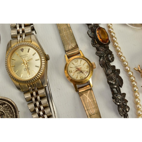 119 - A SMALL QUANTITY OF JEWELLERY, to include three wristwatches such as ladies Seiko, gold dial, baton ... 