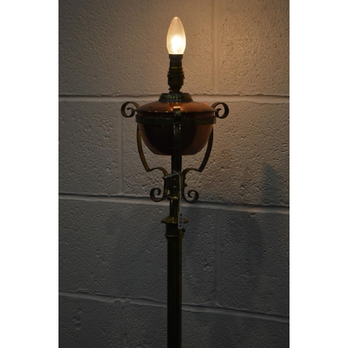 1273 - AN NEARLY TWENTIETH CENTURY ART NOUVEAU BRASS TELESCOPIC STANDARD LAMP, with a brass reservoir, maxi... 