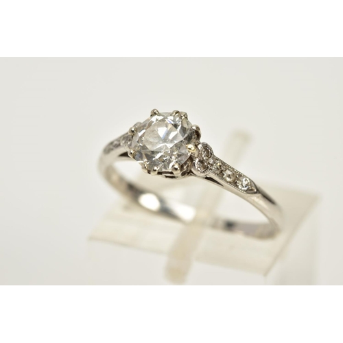 129 - AN EARLY 20TH CENTURY DIAMOND RING, centering on a transitional cut diamond, estimated weight 0.90ct... 