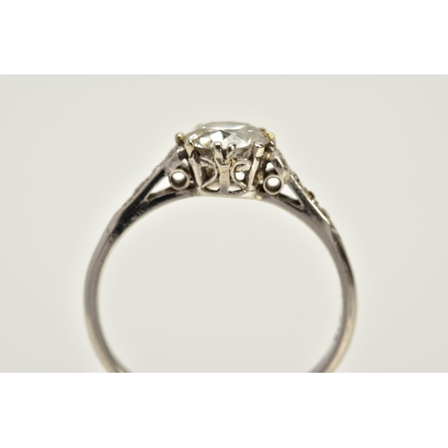 129 - AN EARLY 20TH CENTURY DIAMOND RING, centering on a transitional cut diamond, estimated weight 0.90ct... 