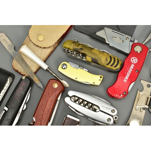 271 - A NUMBER OF MULTI TOOLS comprising of a Ricardo multi tool, seven unnamed multi tools, a set of EKA ... 