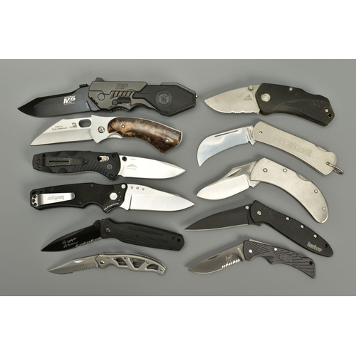 273 - A NUMBER OF SMALL LOCK KNIVES comprising of Lakota, Sandvik, four x Gerber (all different designs), ... 