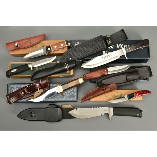 285 - A COLLECTION OF KNIVES consisting of Smith & Wesson Texas Hold-em small bowie knife in sheath, Smith... 