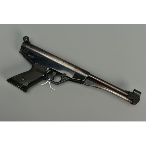 290 - A .177'' EL GAMO AIR PISTOL serial number 692233, it is fitted with an adjustable rear sight and hoo... 