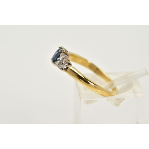 36 - A MODERN 18CT GOLD SAPPHIRE AND DIAMOND DRESS RING, estimated modern round brilliant cut diamond wei... 