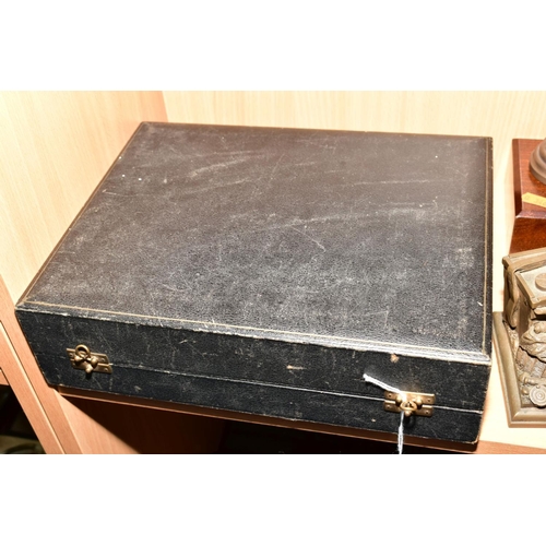 369 - A CASED SET OF SIX EARLY 20TH CENTURY AYNSLEY COFFEE CANS IN SILVER SLEEVES AND SAUCERS, blue and gi... 