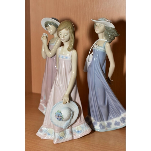 386 - A SET OF SIX LLADRO GIRLS WITH STRAW HATS FIGURES, designed and sculpted by Juan Huerta, comprising ... 