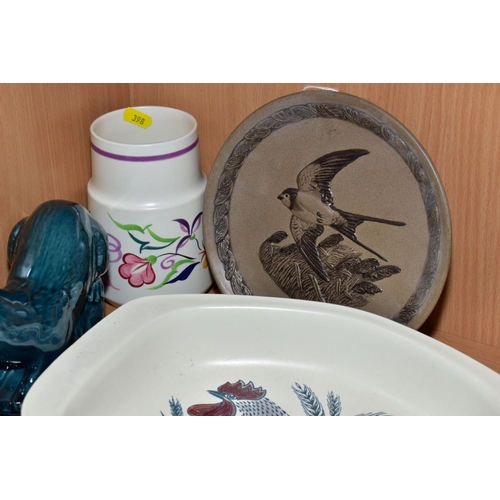 398 - FOUR PIECES OF POOLE POTTERY, comprising a limited edition plate, 'British Garden Birds - The Swallo... 