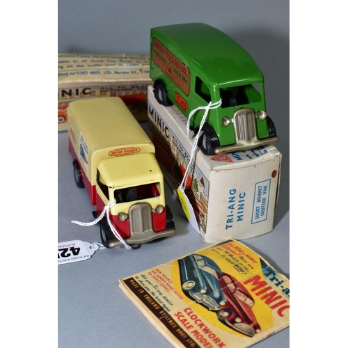 425 - A BOXED TRI-ANG MINIC SHORT CAB BRITISH RAILWAYS VAN, No. 107M, with a boxed Minic Transport Shutter... 