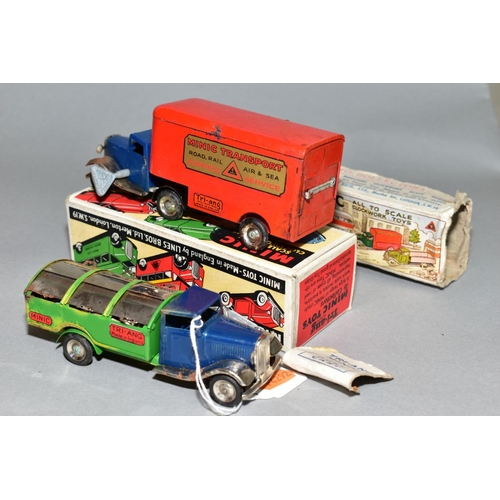 439 - A BOXED TRI-ANG MINIC MECHANICAL HORSE AND PANTECHNICON NO. 30M, blue cab with red trailer, gold Min... 