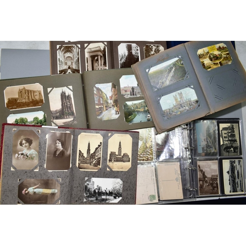 557 - POSTCARDS, five albums of early to mid twentieth century postcards featuring topographical, landmark... 