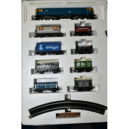 590 - A BOXED HORNBY RAILWAYS 00 GAUGE SILVER JUBILEE FREIGHT SET, No R684, comprising class 47 locomotive... 