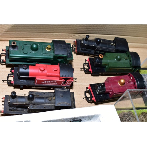 596 - A QUANTITY OF UNBOXED AND ASSORTED O0 GAUGE LOCOMOTIVES, Airfix, Tri-ang, Hornby, Mainline and Lima,... 