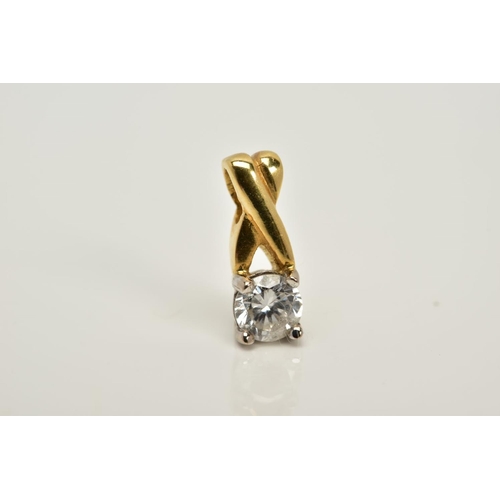 72 - AN 18CT GOLD DIAMOND PENDANT, designed with a claw set, single round brilliant cut diamond, cross ov... 