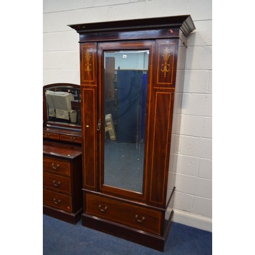 1352 - AN EDWARDIAN MAHOGANY AND INLAID FOUR PIECE BEDROOM SUITE, comprising a single bevelled mirror door ... 