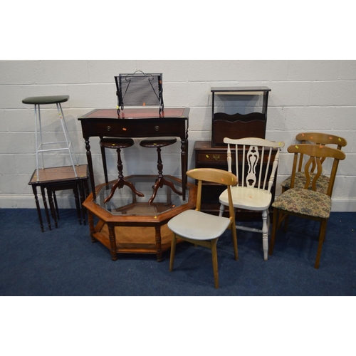 1300 - A QUANTITY OF VARIOUS OCCASIONAL FURNITURE, to include a cherry wood octagonal glass topped coffee t... 