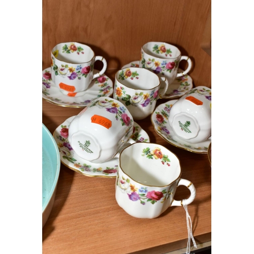 368 - A GROUP OF CERAMICS, to include Royal Crown Derby teawares, Rd 839 892, (10), Spode cream jug and su... 