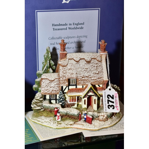 372 - THREE BOXED LILLIPUT LANE CHRISTMAS SPECIAL EDITIONS, 'Frosty Morning', 1998 L2128, 'The First Noel'... 