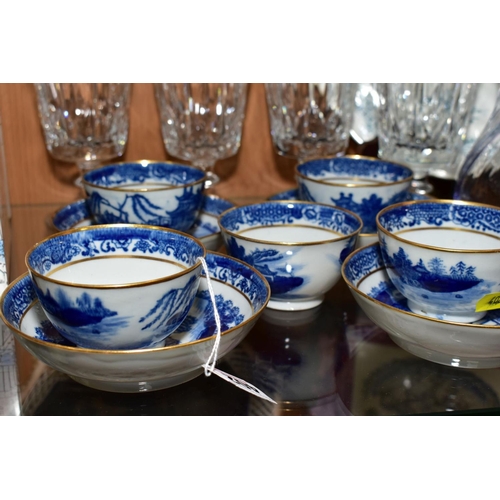 402 - FIVE BLUE AND WHITE PORCELAIN TEA BOWLS AND FOUR SAUCERS, Pagoda pattern with gilt detailing, togeth... 