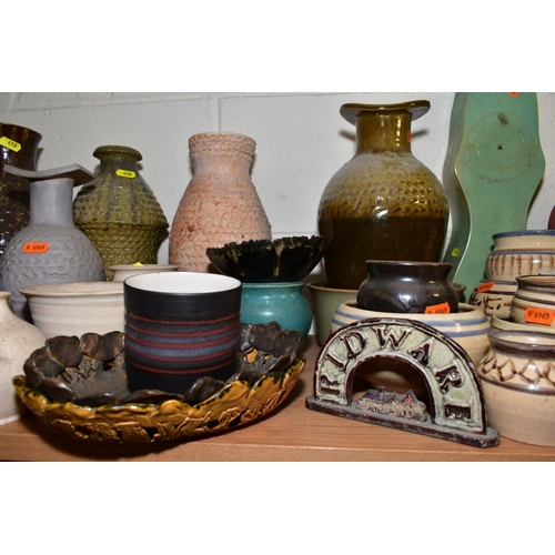 416 - A GROUP OF STUDIO POTTERY ITEMS, to include Michael John Haswell octagonal temple jars, green glaze ... 