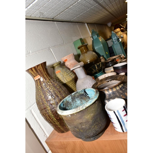 416 - A GROUP OF STUDIO POTTERY ITEMS, to include Michael John Haswell octagonal temple jars, green glaze ... 