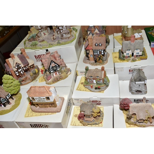 425 - EIGHTEEN BOXED LILLIPUT LANE SCULPTURES, all with deeds except where mentioned, comprising twelve fr... 